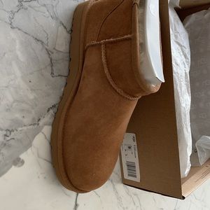 UGG classic ultra mini